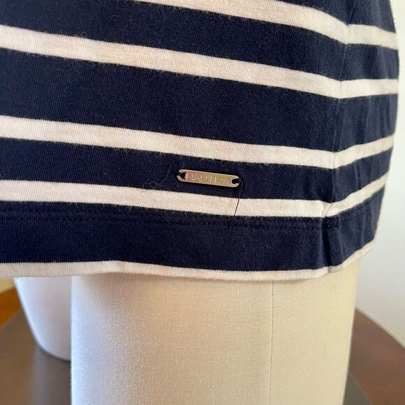 NAUTICA Navy/White Striped Sleeveless Top | EUC | Medium - Picture 4 of 8